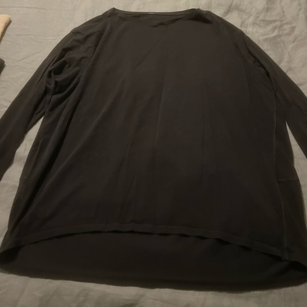 Lululemon excellent condition take it all long sleeve